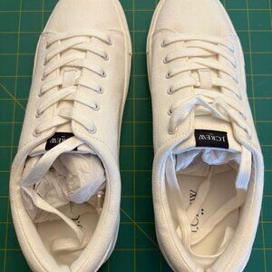 J Crew Canvas Sneakers (Style: AK165)